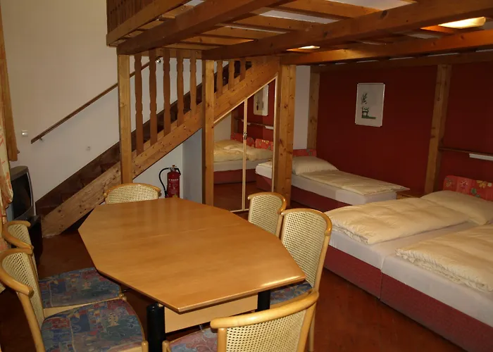 Liechtenstein Ii Apart Otel 3*